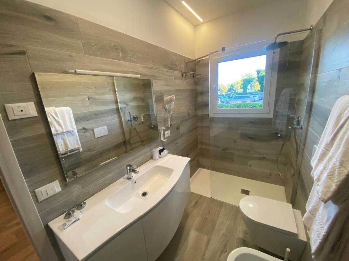 Marina Suites & Apartments 4 Stelle S Caorle Exterior photo