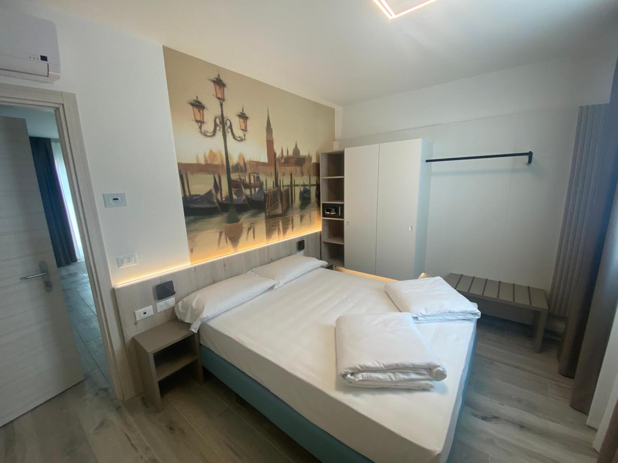 Marina Suites & Apartments 4 Stelle S Caorle Exterior photo