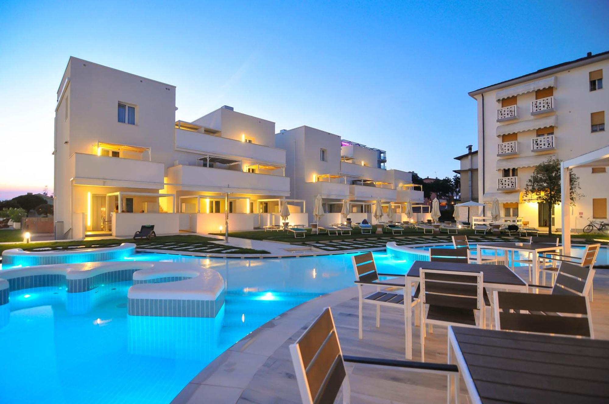 Marina Suites & Apartments 4 Stelle S Caorle Exterior photo
